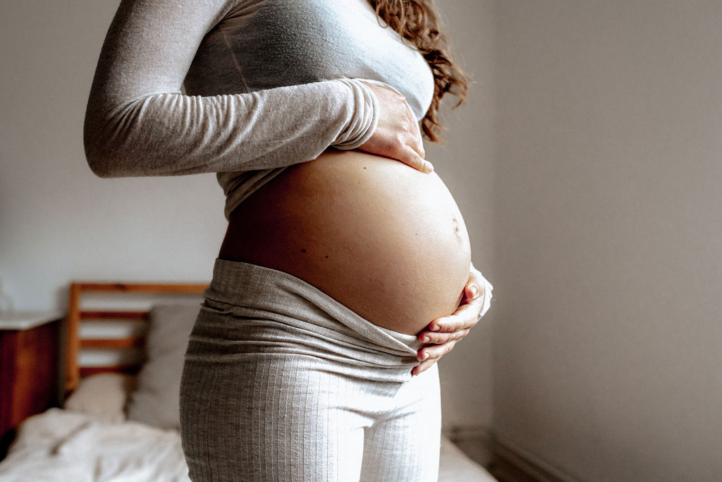 Geburtsvorbereitung mit Partner:in auf Englisch